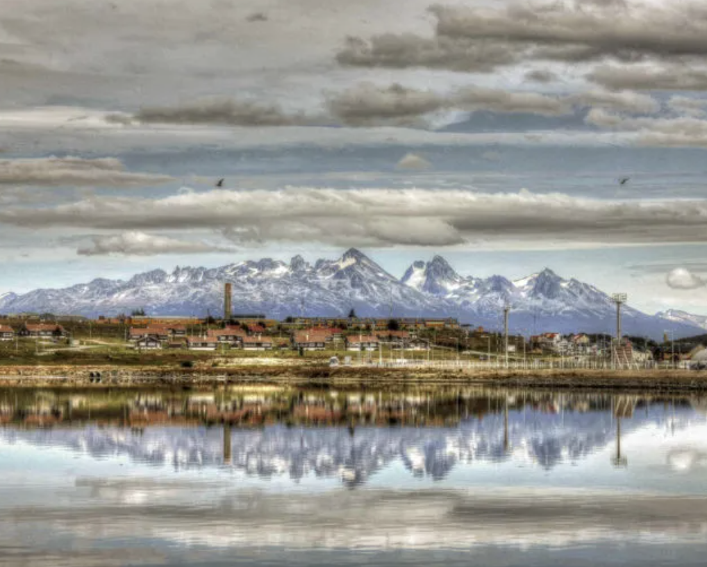 Ushuaia — Canal de Beagle ao entardecer