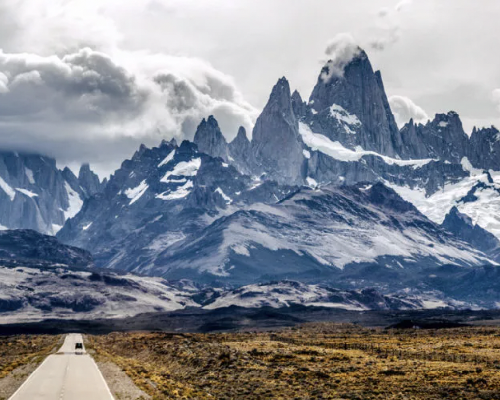 El Chaltén — Monte Fitz Roy ao horizonte