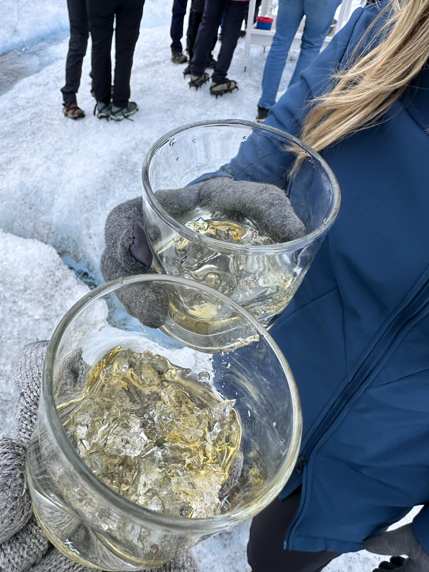 Whiskey com gelo milenar na Patagônia
