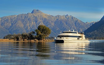 Isla Victoria e Bosque de Arrayanes desde Bariloche